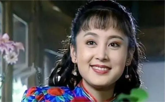 “中年美妇”陈红个人资料：28岁嫁给陈凯歌生两个孩子，54岁还是少女！