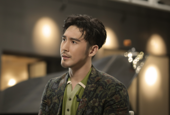 张伦硕个人资料：娶三婚大12岁的钟丽缇，3继女跟他姓，不生孩子又何妨？