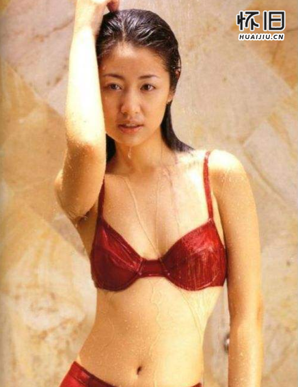 明星大尺度照片 关晓彤上榜 热巴排倒数第四 她第一