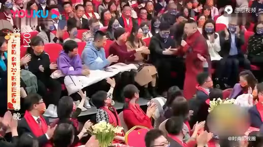 2021春晚黑马岳云鹏《最亲的人》