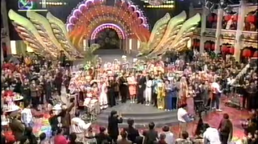 怀旧盘点央视春节联欢晚会直播版结束的广告感受时代变迁