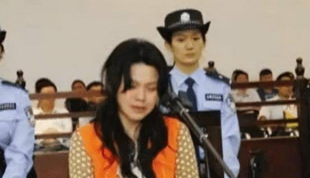 揭阳许小婉真实照片曝光，年近不惑却风姿不减