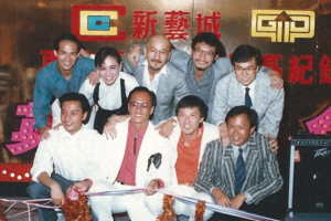 《英雄本色》HD中字免费在线观看-探寻幕后那些不为人知的故事