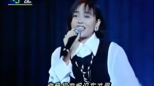 千百惠用[走过咖啡屋]等经典歌曲打动几代听众的中国台湾高山族歌手