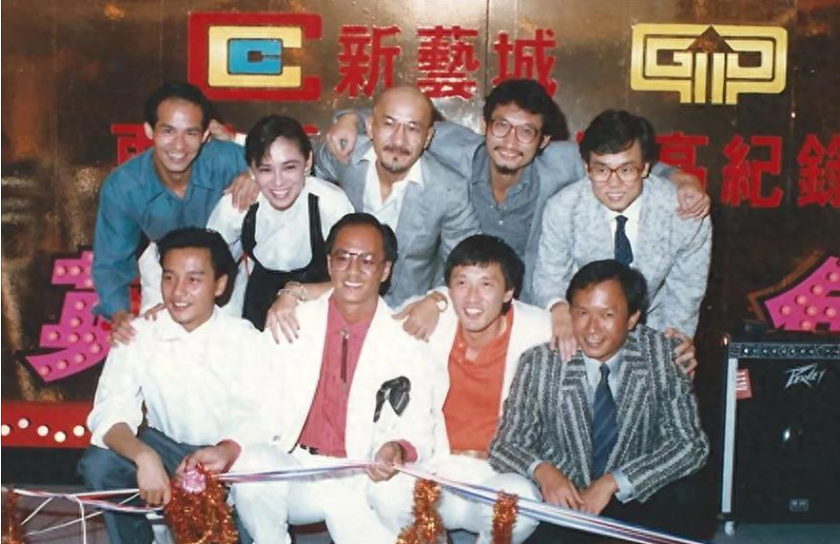 《英雄本色》HD中字免费在线观看-探寻幕后那些不为人知的故事