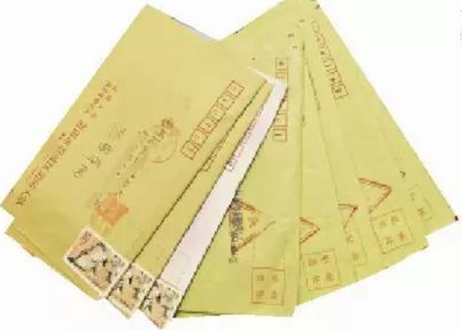 相恋7年没过一次情人节的一对结婚了，看完军嫂雪萍的故事你一定会点赞