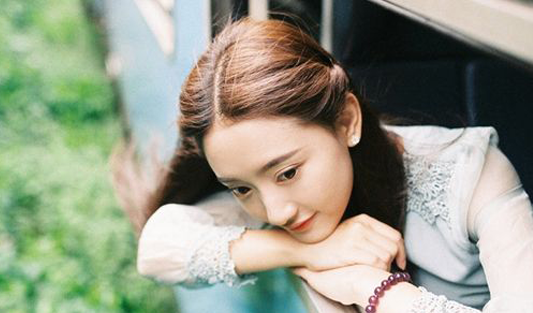 为什么女人会越来越粘人 恋爱中粘男朋友的女人容易被甩吗