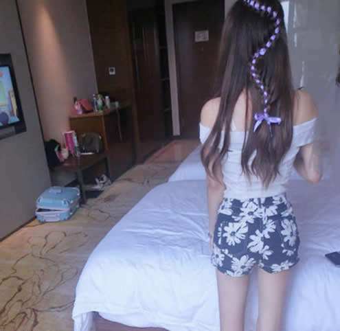 已婚女人愿意和你出轨有什么暗示的信号