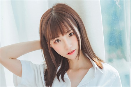 我和公gong在厨房 我洗碗时在厨房要了我